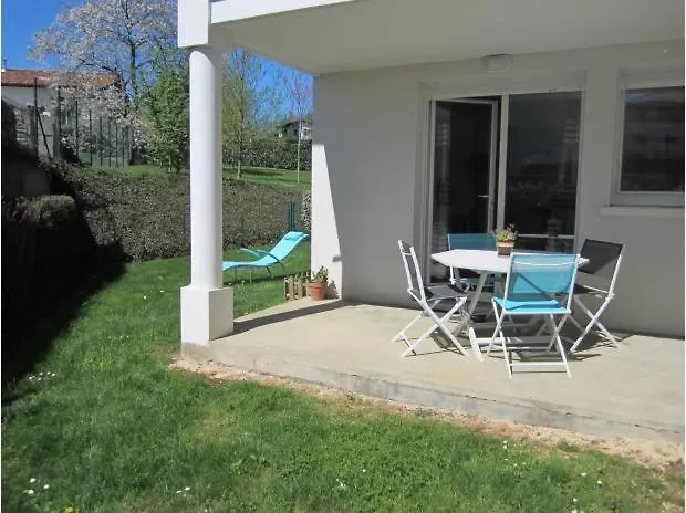 Superbe Avec Jardin Et Piscine Апартаменты *